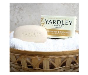 Oatmeal & Almond Soap, 4.25 oz. - Yardley - Image 2